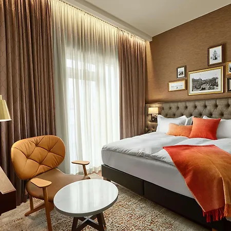 Konsulat Hotel, Curio Collection By Hilton Hotel