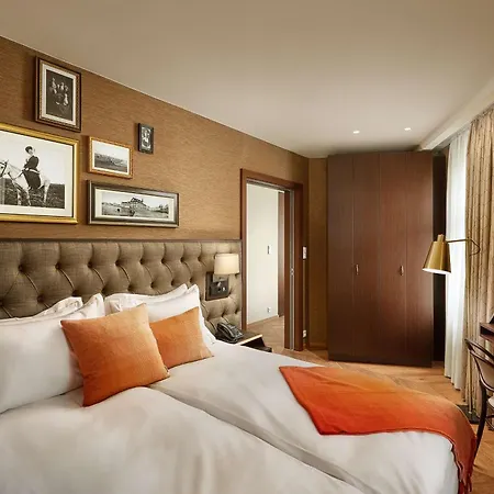Hotel Konsulat Hotel, Curio Collection By Hilton Reykjavík