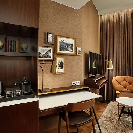 Konsulat Hotel, Curio Collection By Hilton Hotel 4*