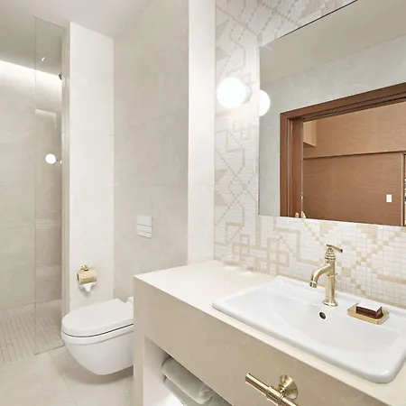 Konsulat Hotel, Curio Collection By Hilton 4*
